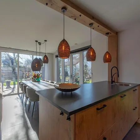 Villa Near Dutch Dunes With Sun-Facing Garden Villa