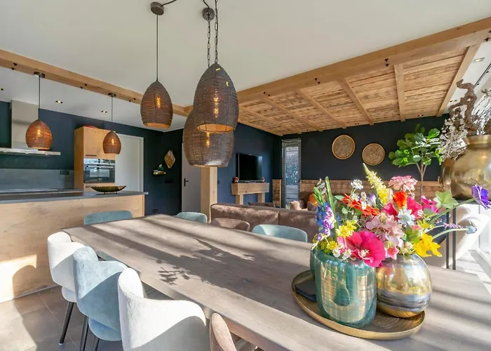 Вилла Villa Near Dutch Dunes With Sun-Facing Garden Юлианадорп